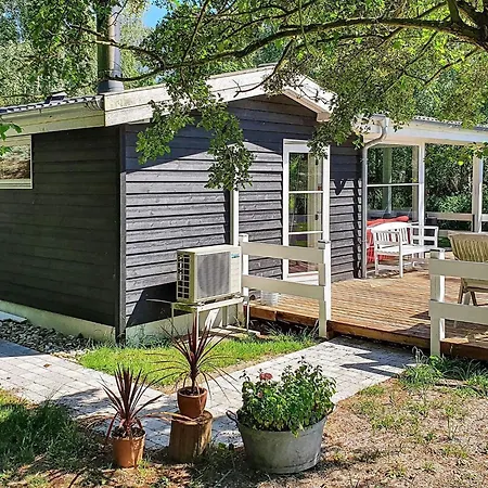 6 Person In בית נופש *