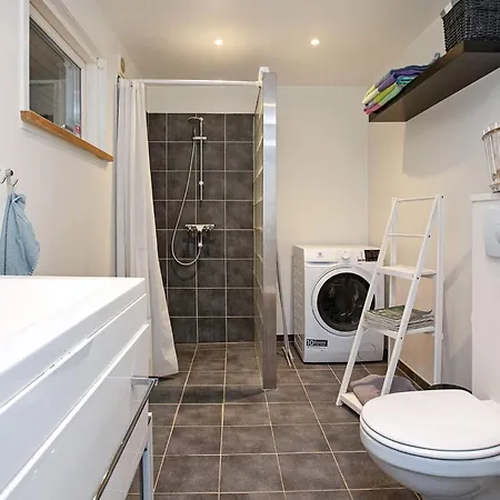 6 Person In * Gorlev