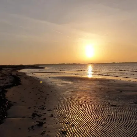 בית נופש 6 Person In