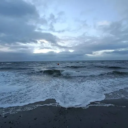 בית נופש 6 Person In *