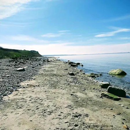 6 Person In בית נופש