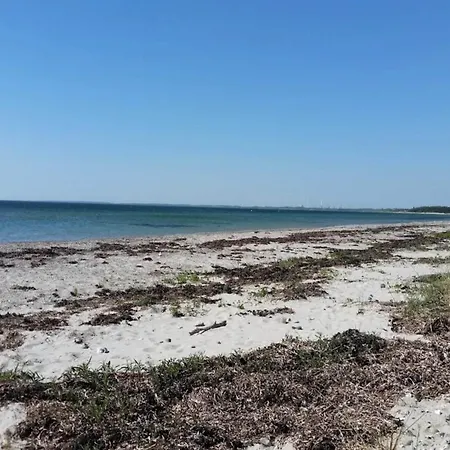 בית נופש 6 Person In *